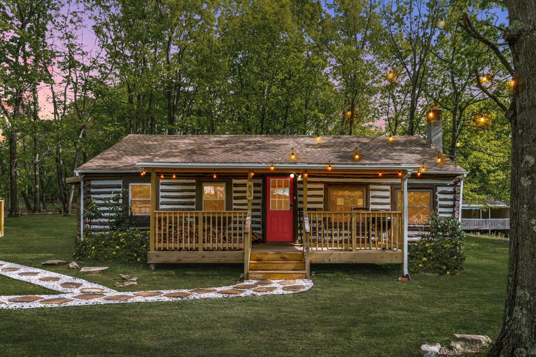 Modernized Log Cabin W Hot Tub Fire Pit & Views Berkeley Springs Εξωτερικό φωτογραφία